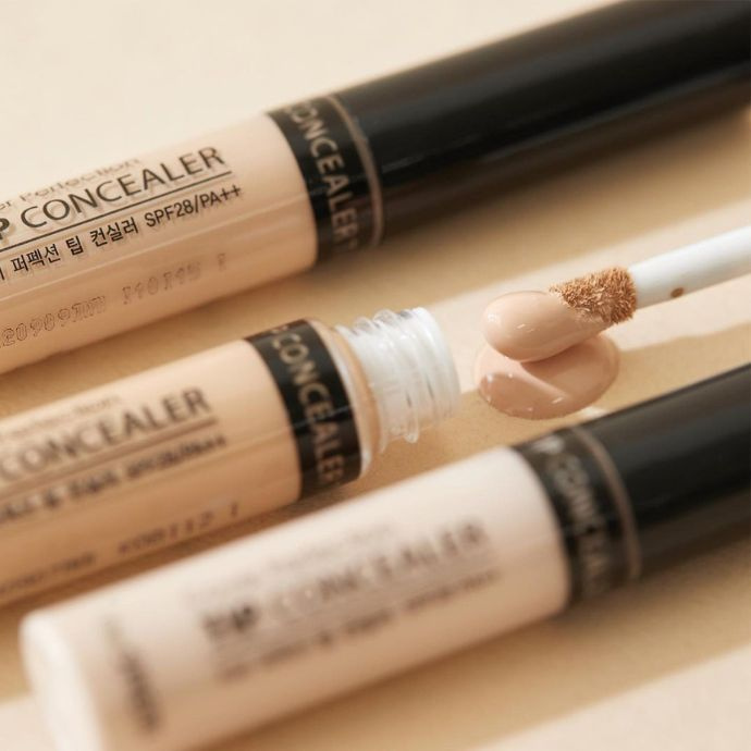 Текстура консилера The Saem Cover Perfection Tip Concealer