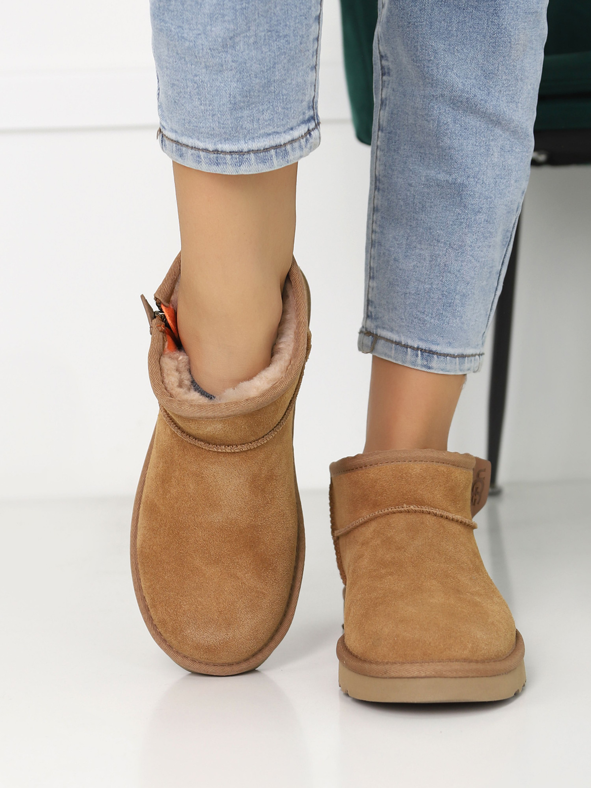 Угги UGG CLASSIC ULTRA MINI ZIP