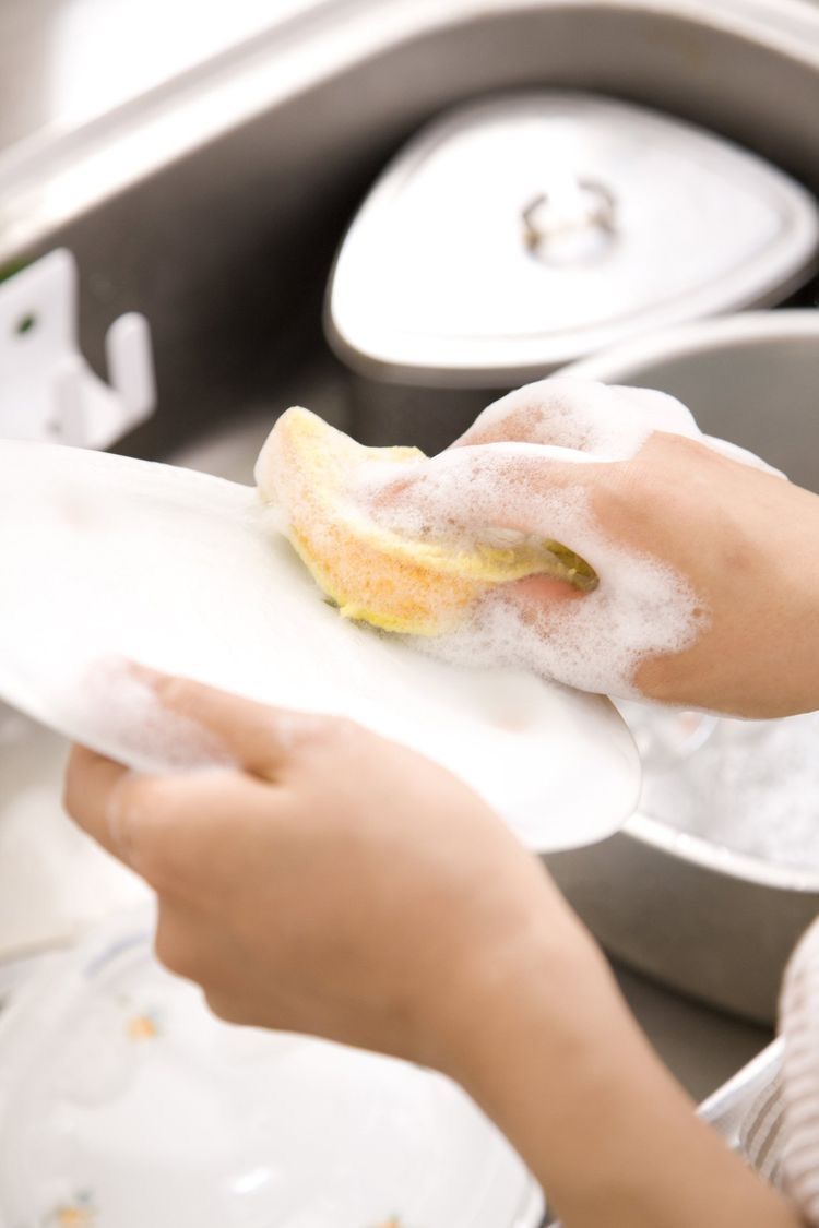 Дорогой помой посуду. Посудомойщица. Washing dishes. Услуги прачечной. Kitchen Sponge.