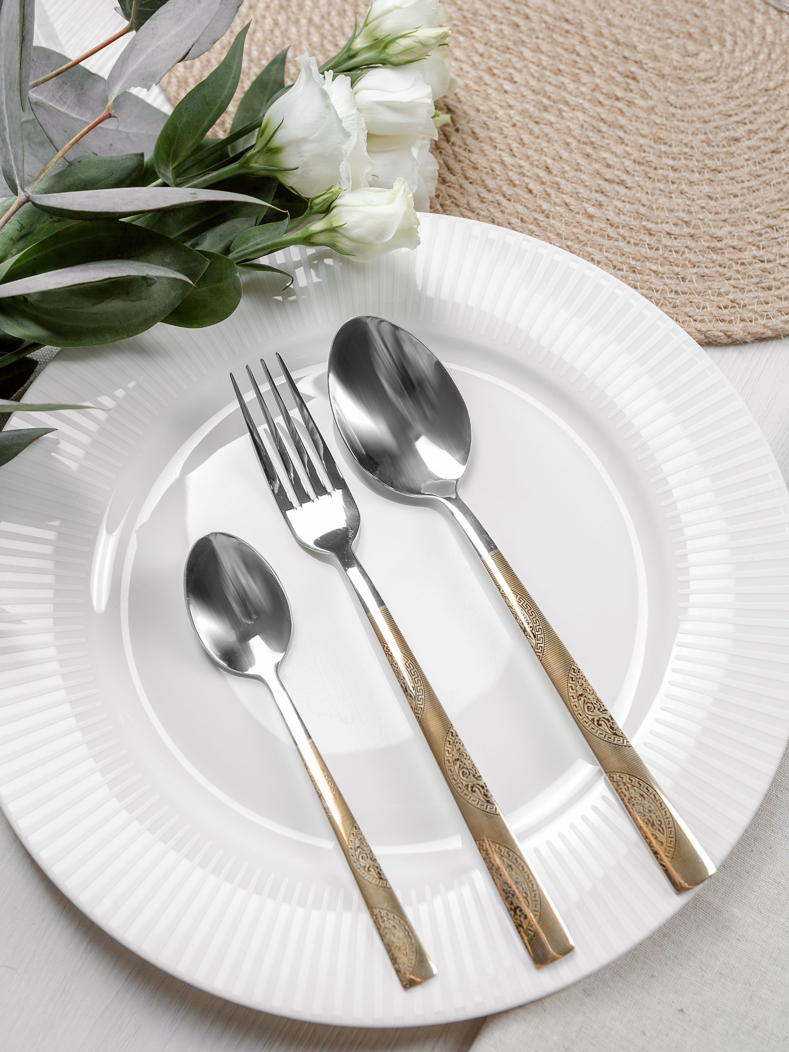 Набор столовых приборов с золотым покрытием 18 предметов на 6 персон ...