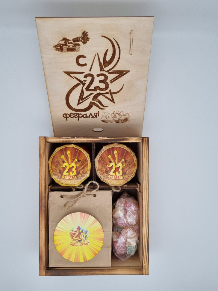 Подарочный набор чая и сладостей в деревянном пенале "23 Февраля" № 397  #1