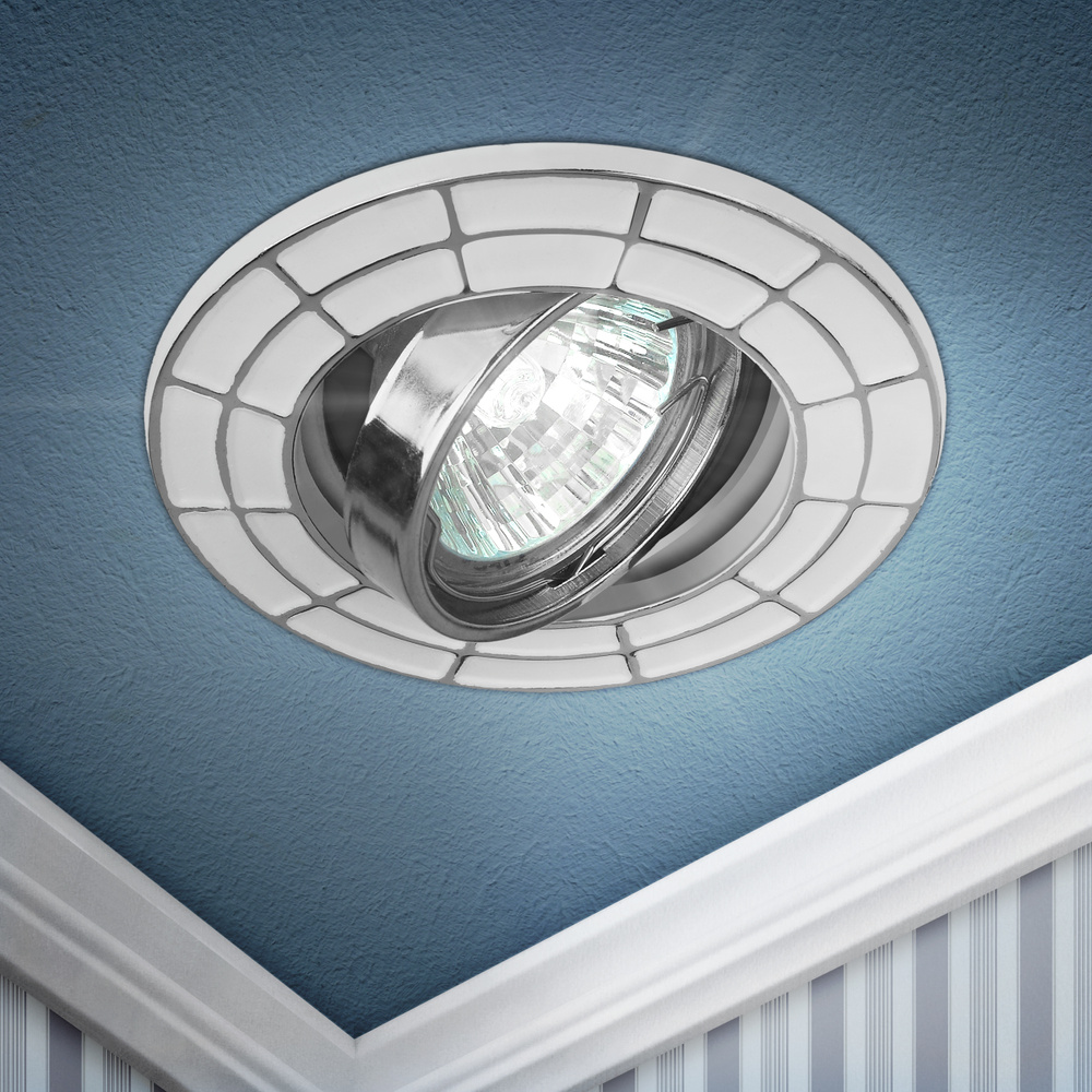 Светильник ЭРА штампованный поворотный MR16,12V/220V, 50W белый/хром ...