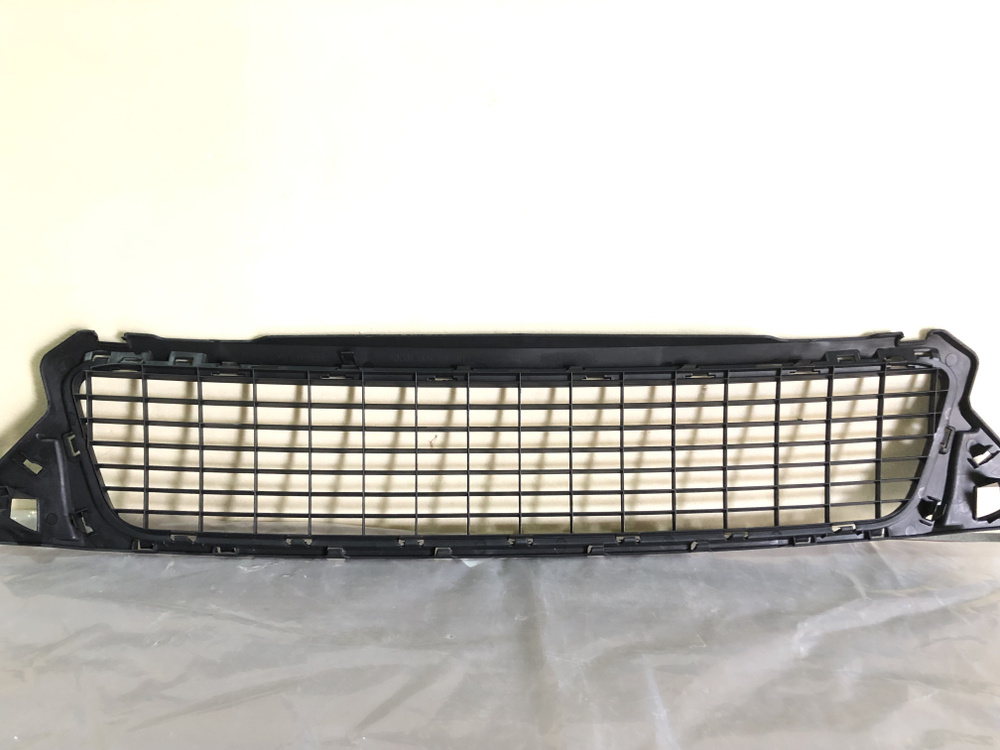 Решетка Бампера Рено Дастер RENAULT DUSTER 20112012/2013/2104 - Jorden ...