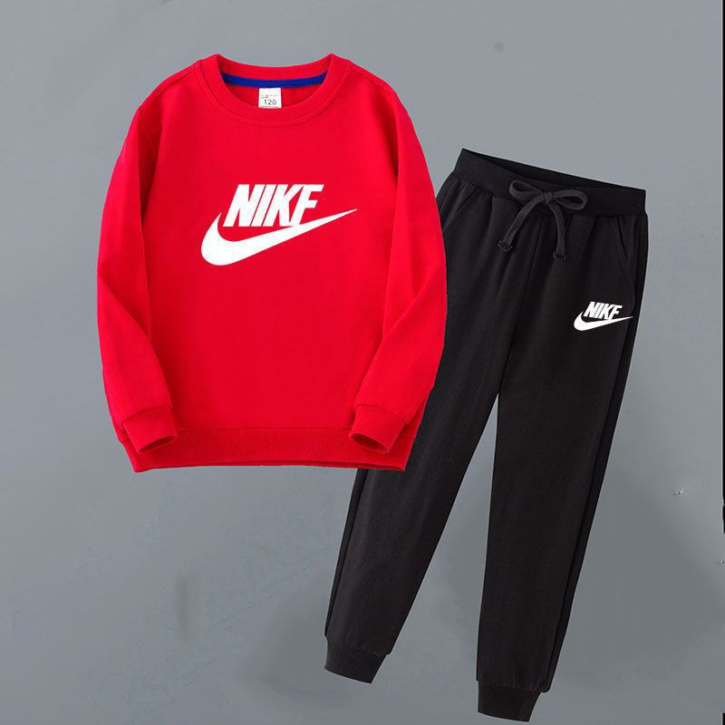 Костюм спортивный Nike #1