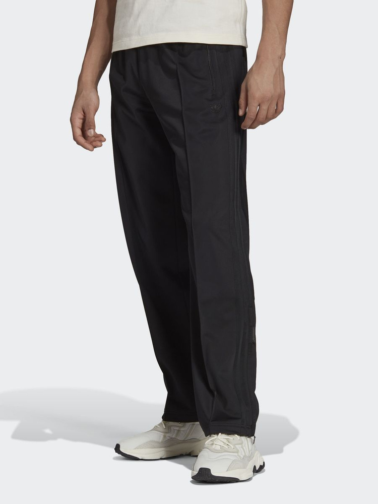 Брюки adidas Datcha Pant