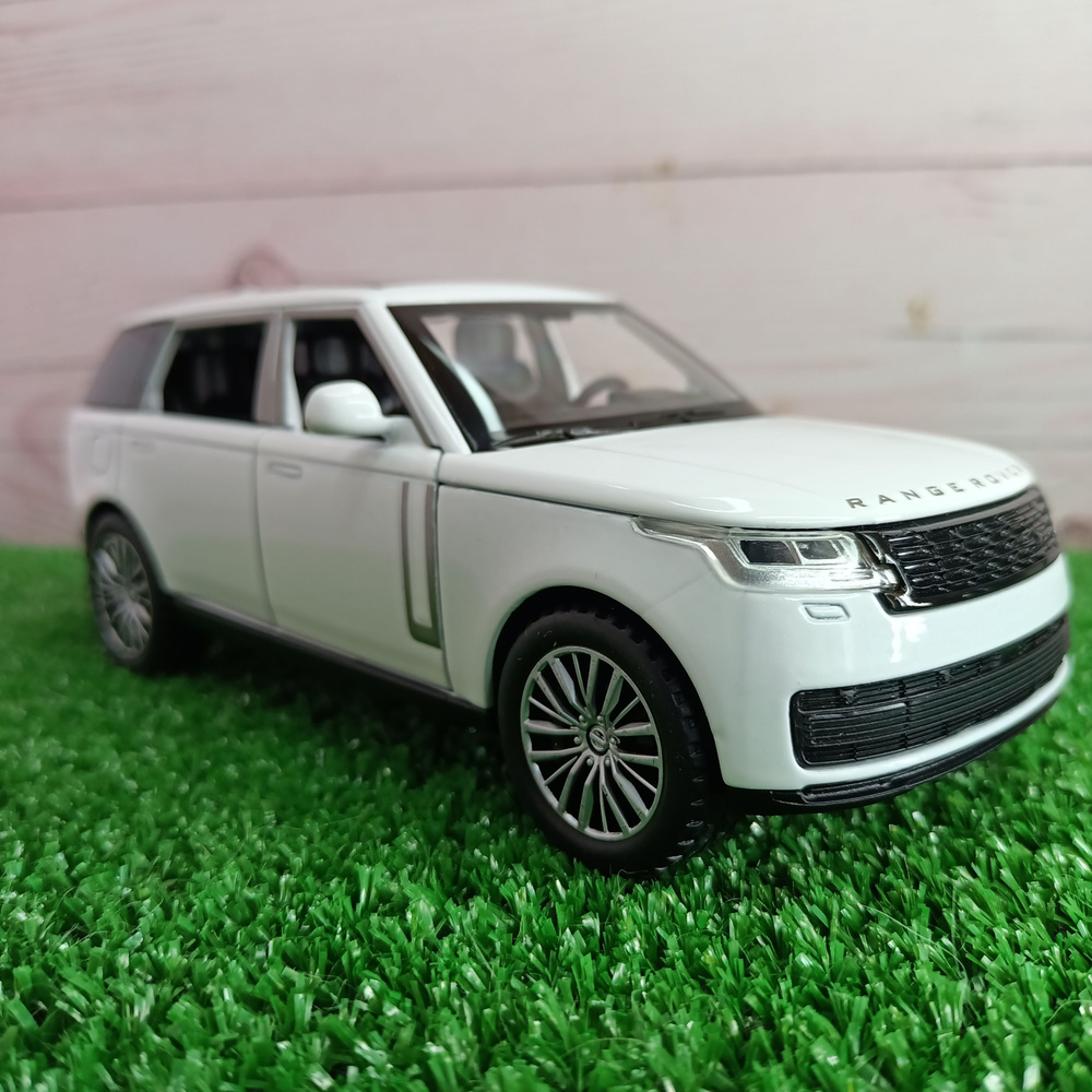 Машинка коллекционная Металлическая Range Rover sport / Инерционная /  Внедорожник 1:32 - купить с доставкой по выгодным ценам в интернет-магазине  OZON (1202019819)