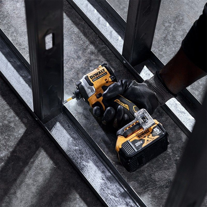 Аккумуляторный ударный винтоверт DEWALT DCF850, бесщеточный, 3-скоростная регулировка, аккумулятор и #1