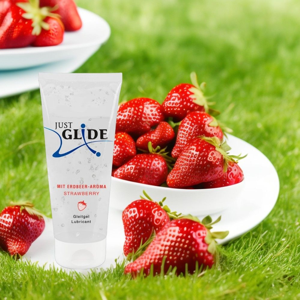 Интимная смазка для вагинального секса на водной основе с ароматом клубники  JUSTGLIDE Strawberry 200 мл купить на OZON по низкой цене (1391380901)