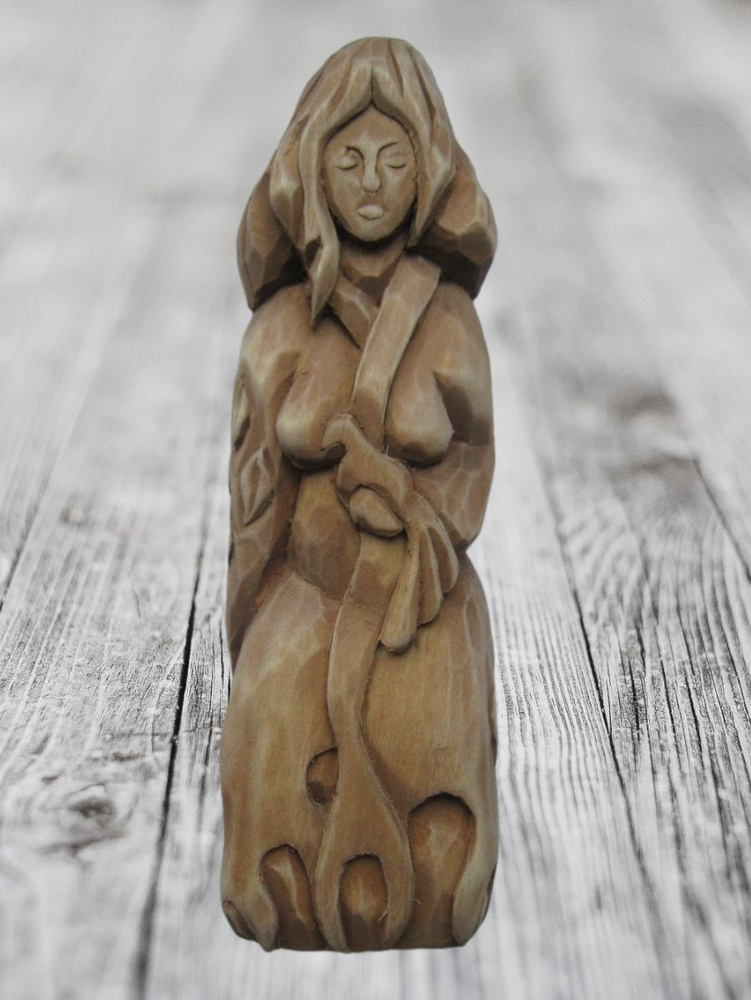 Статуэтка из дерева ручной работы "Вирьава" - купить Сувенир по ...