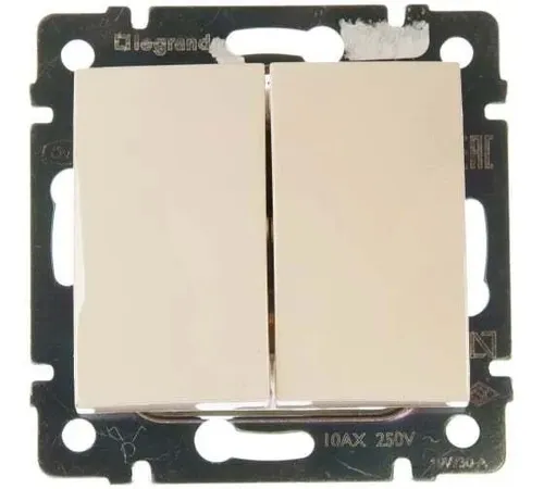 Переключатель двухклавишный Legrand Valena classic, слоновая кость