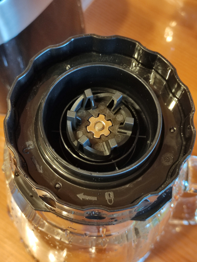 Блендер Philips HR2228/90 купить по низкой цене с доставкой в интернет ...