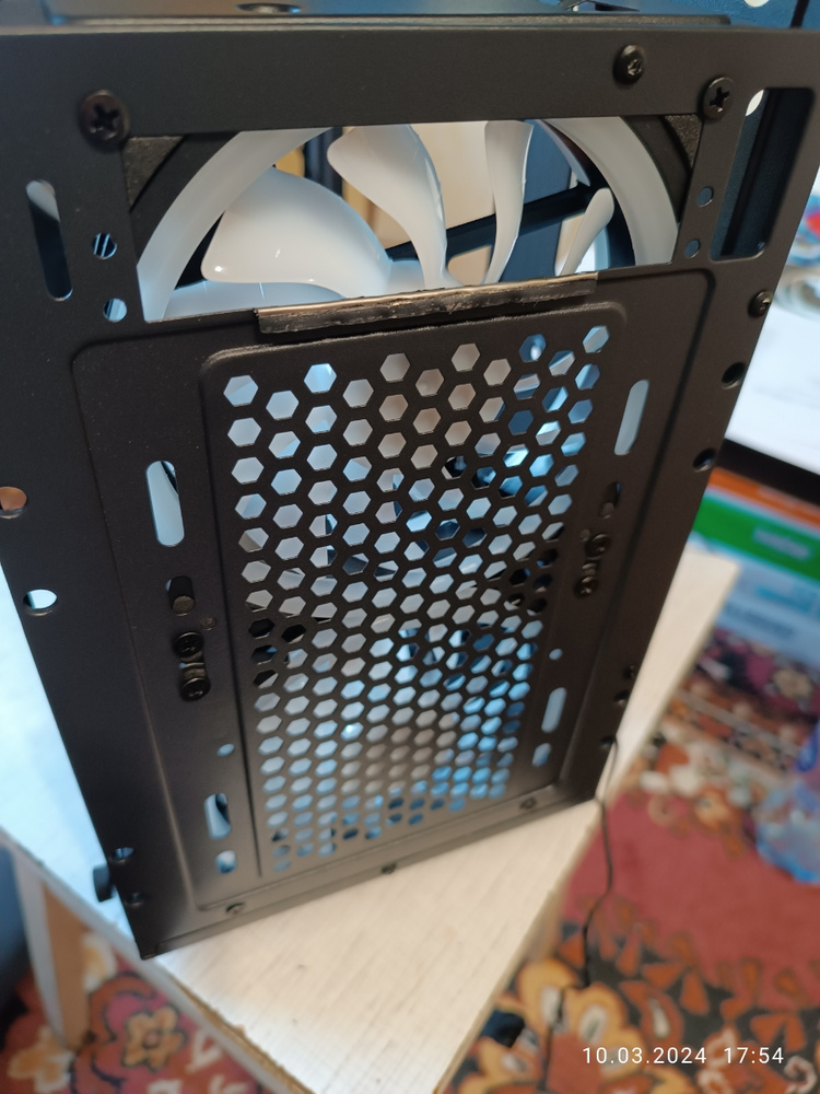 Корпус Ginzzu D390 RGB White Windows - купить с доставкой по выгодным ...