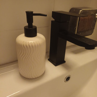 Диспенсер для жидкого мыла керамический ND Play "Sea" / Дозатор для моющего средства для ванной и кухни (размер: 8,2х8,2х17,8 см) #2, Елена
