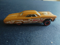 Машинка Hot Wheels ТРЯСЕТ МОТОРОМ Layin Lowrider Машинки Хот Вилс из Кейса K 2024 #68, Денис Р.