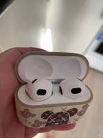 Чехол для наушников AirPods 3 (Bearbrick), бежевый #22, Екатерина К