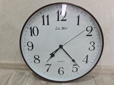 Кварцевые настенные часы La Mer GD353-1 с плавным ходом секундной ...