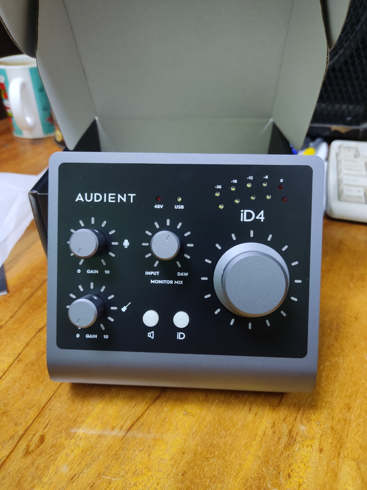 AUDIENT ID4 MKII студийный USB-аудиоинтерфейс купить на OZON по низкой ...