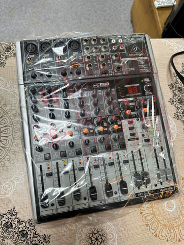 119 отзыв на Микшерный пульт аналоговый Behringer Xenyx X1204USB