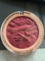 MAKEUP REVOLUTION Румяна для лица BLUSHER RELOADED, Rose kiss: матовые, сухие, розовые #30, Карабанова А.