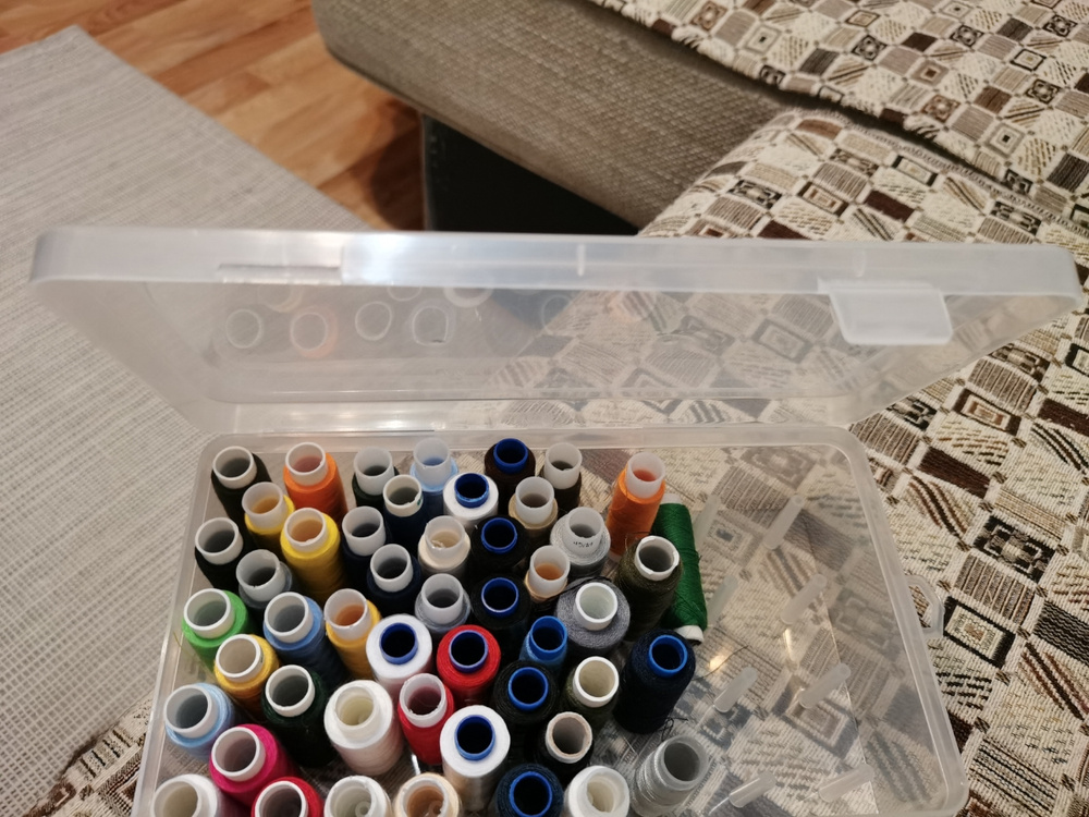 Органайзер для хранения ниток / Контейнер для рукоделия / Шкатулка для ...