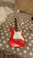 FENDER SQUIER MM STRATOCASTER HARD TAIL RED электрогитара, цвет красный #1, Евгения К.