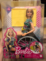 Кукла barbie в инвалидном кресле grb93