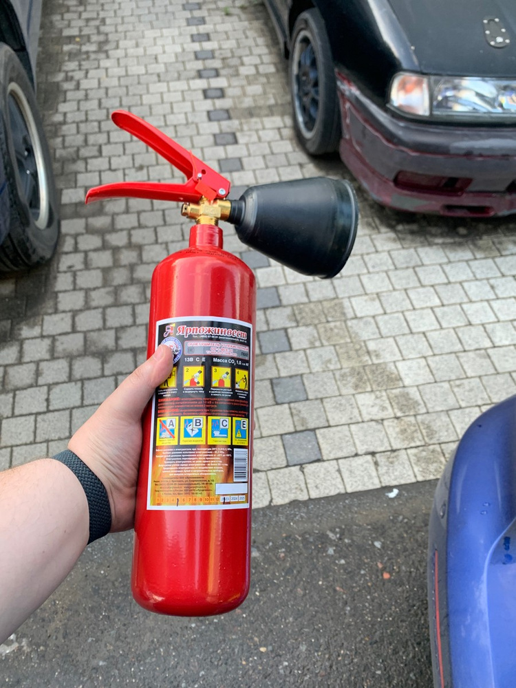 Углекислотный Огнетушитель автомобильный Ярпожинвест ОУ-1 C, E - купить ...