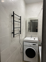 Полотенцесушитель электрический черный с нагревательным кабелем 500*600 для ванной комнаты Лесенка #8, Пристанскова А.