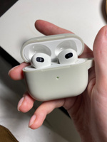 Силиконовый чехол для наушников AirPods 3 с карабином, Аирподс 3, Античный белый #36, Екатерина 