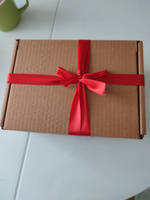 Крафтовая подарочная коробка (22 х 16,5 х 10 см) с наполнителем и лентой #50, Алена Д.