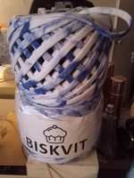 Трикотажная пряжа Biskvit Эльза, 100м., лицевая 2шт. (бисквит) #38, Мария Р.