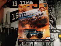 FYN70 Машинка металлическая игрушка Hot Wheels Premium Car Culture коллекционная модель премиальная 88 JEEP GRAND WAGONEER #31, Иван К.