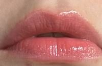 Makeup Revolution блеск для губ Lip Swirl Ceramide Gloss: оттенок Bitten Red, увлажняющий, прозрачный, блестящий, красный #14, Мария Ч