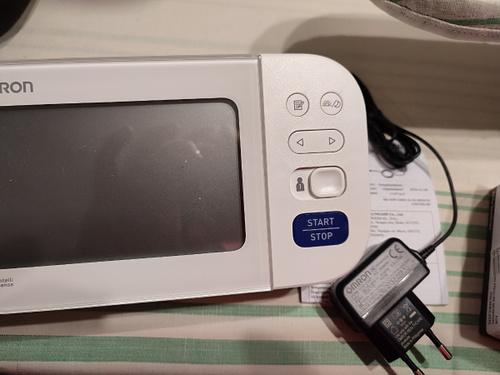 Адаптер сетевой для тонометров Omron (HHP-CM01) - купить с доставкой по ...