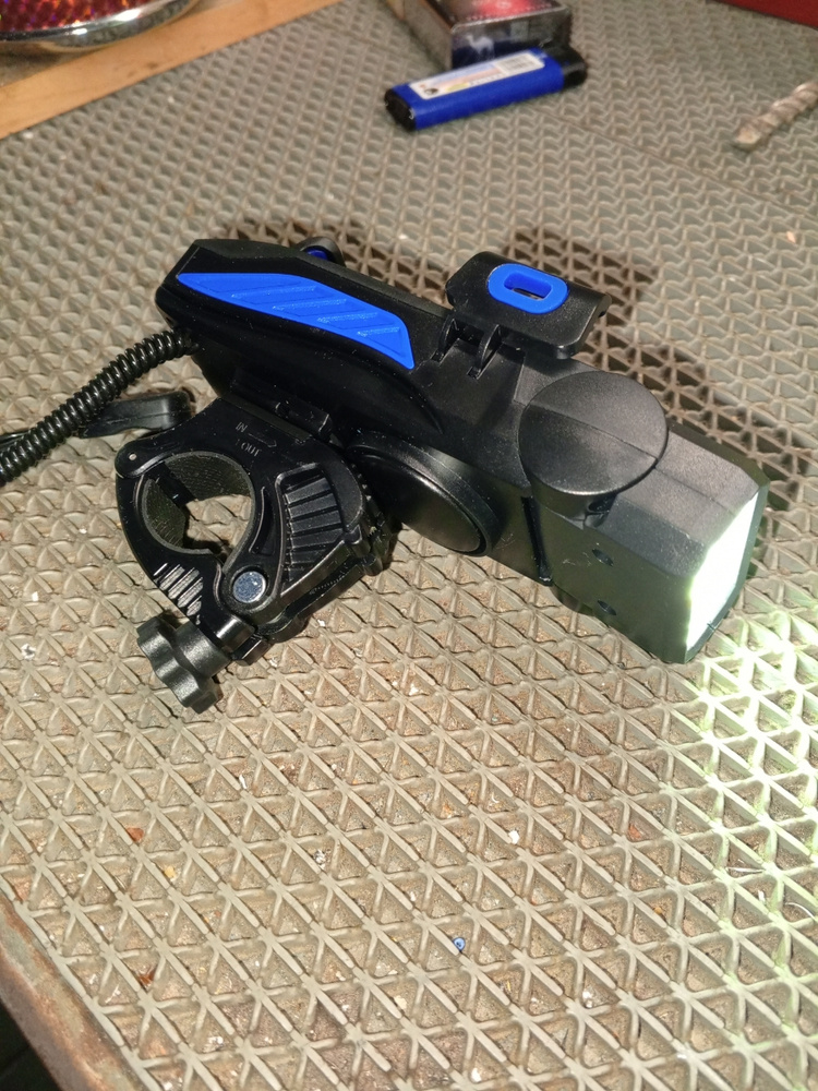 Фонарь для велосипеда мощный аккумуляторный / Велосипедный фонарь ...