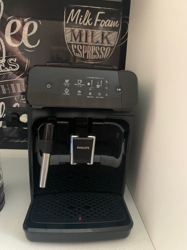 Автоматическая кофемашина Philips Series 1200 EP1221, черный матовый ...