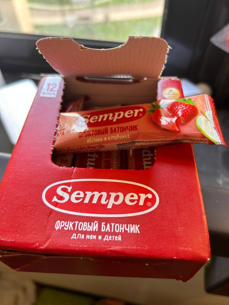 Детский фруктовый батончик Semper Яблоко и клубника с 12 месяцев 12 ...