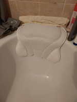 Релакс подушка для ванны 3D на присосках с подголовником для головы и шеи , 1 штука . цвет белый #8, Марина К.