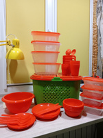 Большой набор посуды для пикника в корзине, 46 предметов, оранжевый #3, Мария Ж.