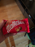 Maltesers - шоколадные шарики, 3 пачки по 37 грамм , Очень нежный и вкусный молочный шоколад, драже конфеты мальтизерс #5, Павел Ш.
