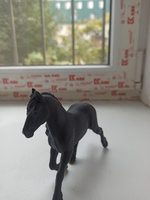 Фигурка "Фризский жеребец" Schleich Horse Club/ для детей от 5 лет/ Шляйх 13975 #28, Ума А.