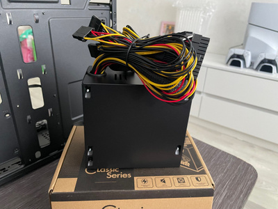 Блок питания Ginzzu 500W (CB500) ATX,12CM,20+4p,CPU(4+4), PCI-E(6+2p ...