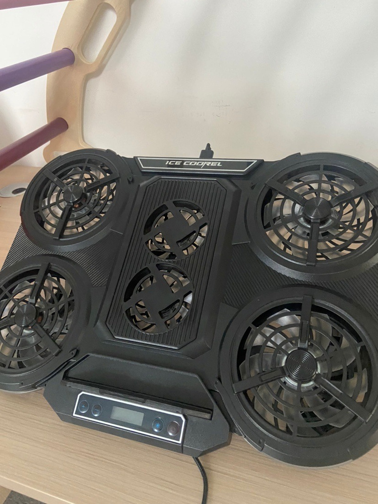 охлаждающая подставка для игровой ноутбука с эффективным системой ...