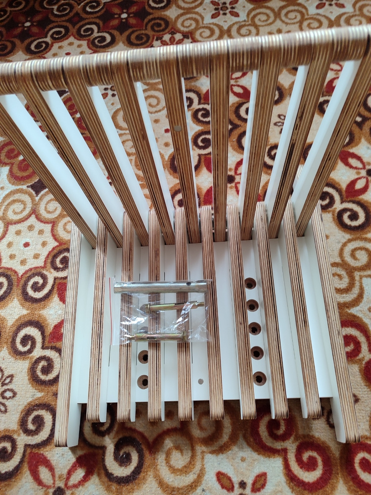 Стул складной настенный в прихожую и на кухню бежевый АзбукаДекор ...