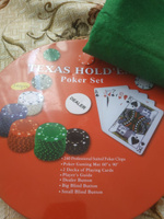 Покерный набор "Texas Poker Set" на 240 фишек, с номиналом, в металличекой круглой коробке / 2 колоды карт, фишки дилера и сукно в подарок / Настольные игры для компании #5, Denis K.