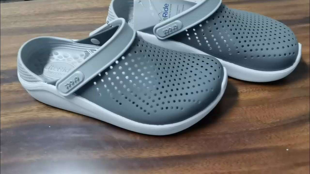 Crocs literide deals clog grey