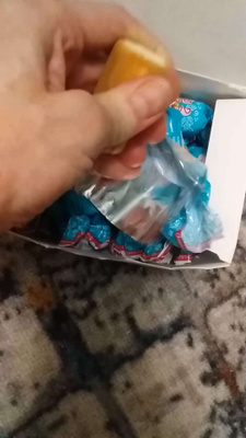 Детские конфеты в коробке, пралине из сгущеных сливок и мягкой карамели ...
