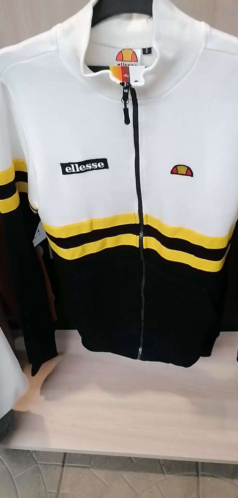 Jaket deals tracktop ellesse