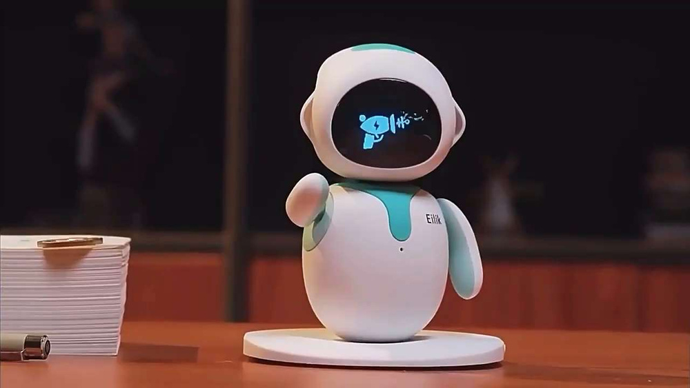 Embrace the Vibrant World of Eilik Robot: An Emotionally