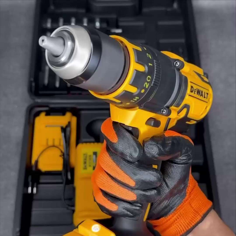 Dewalt dcd store 733